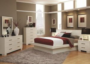 Jessica White Queen Size Platform Bed, Dresser, Mirror, & (2) Panel Nightstands Set