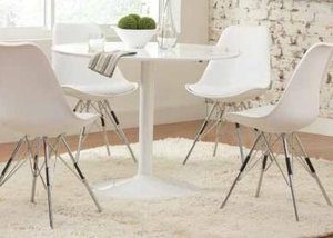 Lowry White Dining Room Set
