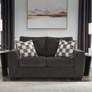 Loreo Loveseat